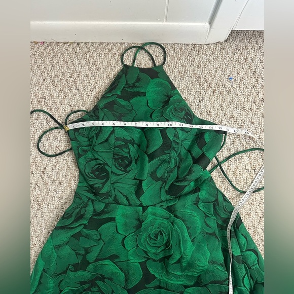 Madison James Green Floral Maxi Dress Criss-cross back size 4 - Picture 6 of 7
